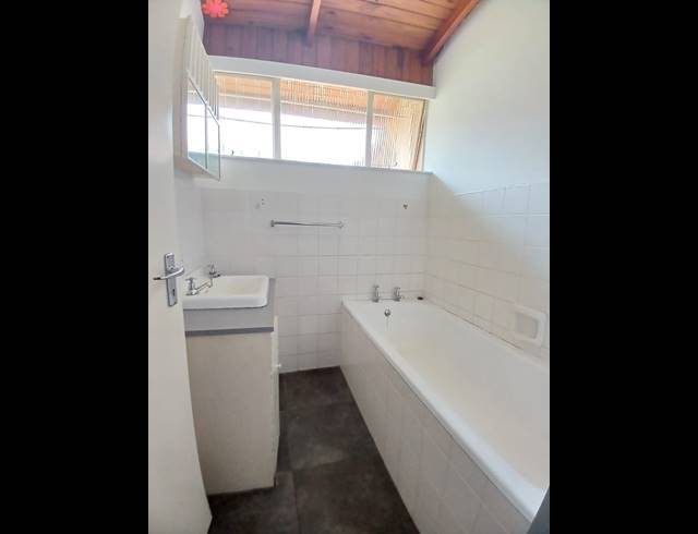 5 BEDROOM HOUSE FOR SALE IN SASOLBURG EXT 15